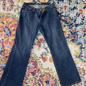 Brand new Levi 529 Curvy bootcut size 16M